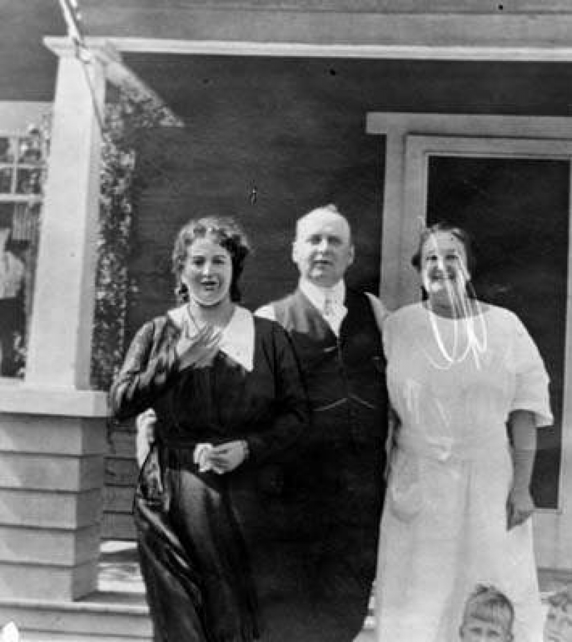 La extraña historia de Walburga österreich, que durante años mantuvo un amante secreto en el ático La extraña historia de Walburga österreich, que durante años mantuvo un amante secreto en el ático