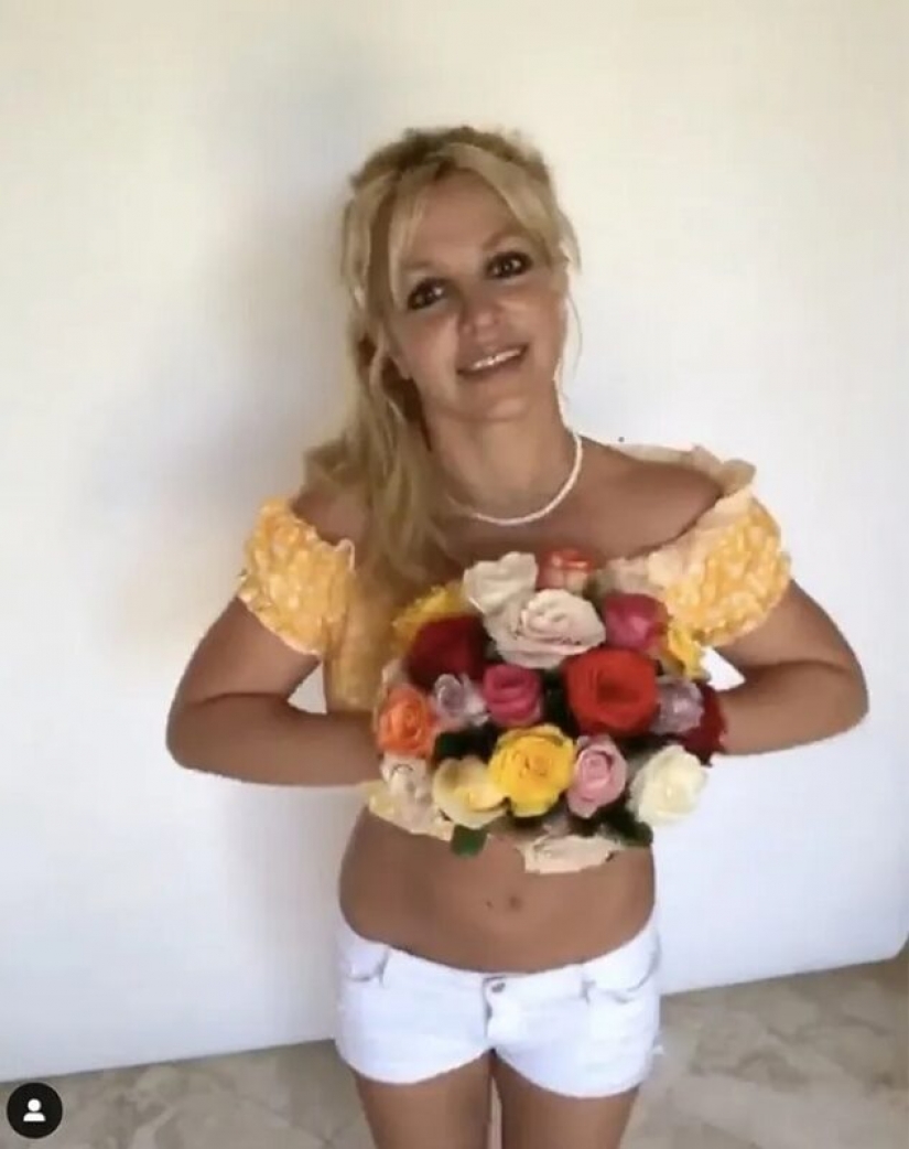 La Libertad De Britney Spears! ¿Qué pasó con el cantante y el por qué ella le pide ayuda La Libertad De Britney Spears! ¿Qué pasó con el cantante y el por qué ella le pide ayuda