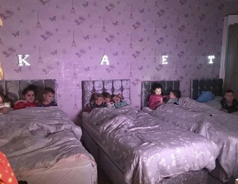 La manopla: una visita a los más grandes de gran Bretaña de la familia, con 19 niños La manopla: una visita a los más grandes de gran Bretaña de la familia, con 19 niños