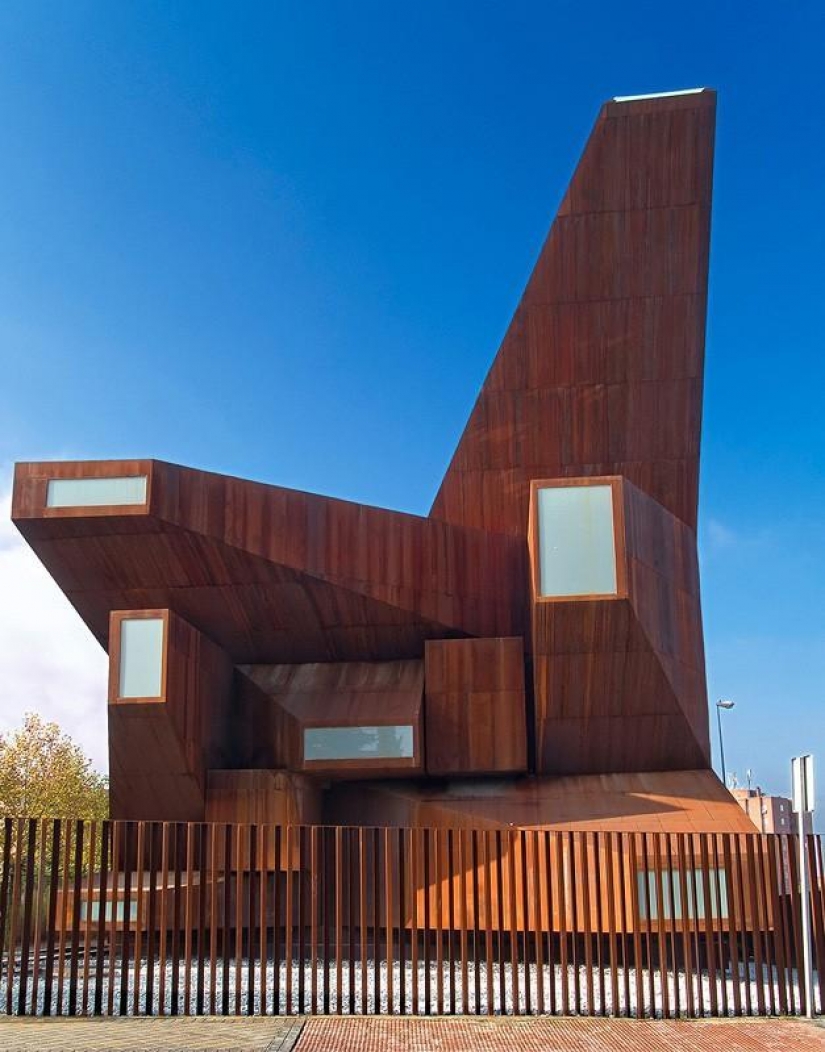 La moderna arquitectura de los templos La moderna arquitectura de los templos