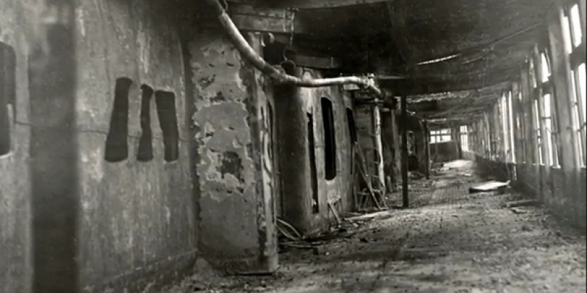 La tragedia de el Castillo del Morro de desastres en el forro, organizado por el héroe nacional de los Estados unidos La tragedia de el Castillo del Morro de desastres en el forro, organizado por el héroe nacional de los Estados unidos