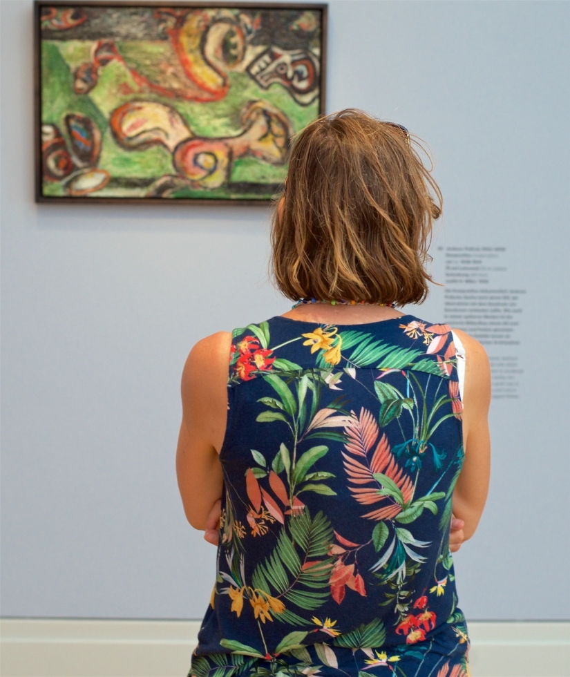 La vida se repite arte: Austria fotografías de los visitantes del Museo, "coincide" con fotos