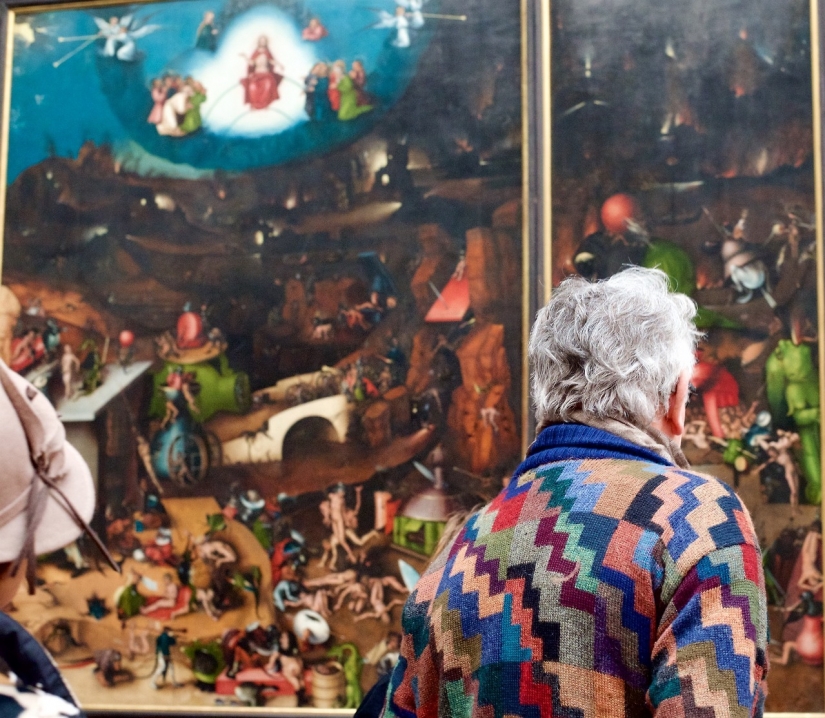 La vida se repite arte: Austria fotografías de los visitantes del Museo, "coincide" con fotos