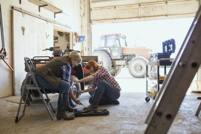 Las mujeres gobiernan el mundo. Sus armas — la belleza, la sinceridad y el amor Las mujeres gobiernan el mundo. Sus armas — la belleza, la sinceridad y el amor