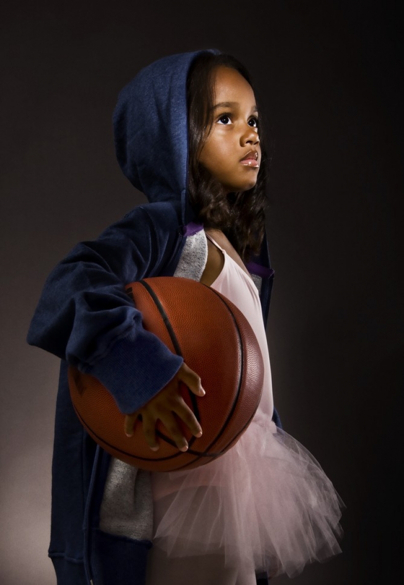 Las mujeres gobiernan el mundo. Sus armas — la belleza, la sinceridad y el amor Las mujeres gobiernan el mundo. Sus armas — la belleza, la sinceridad y el amor