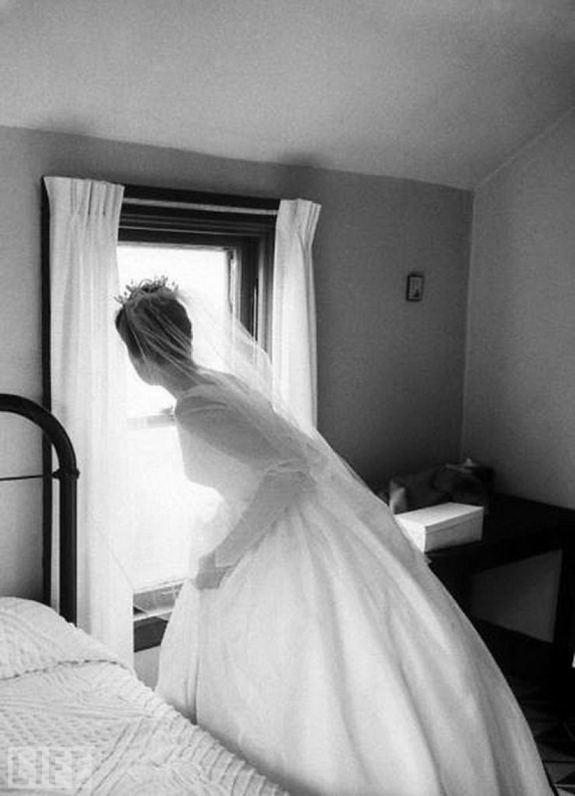 Legendary photo magazine LIFE