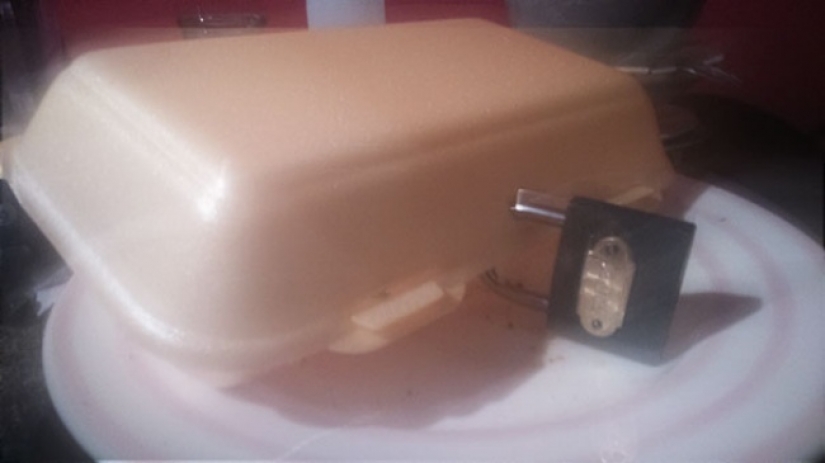 Listen and do the opposite: the most idiotic tips from Internet users