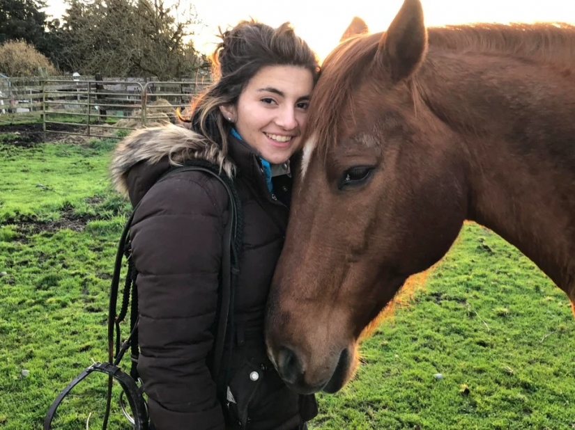 Little girl from Romania she was kidnapped and sold in the United States, and she found her parents in 25 years