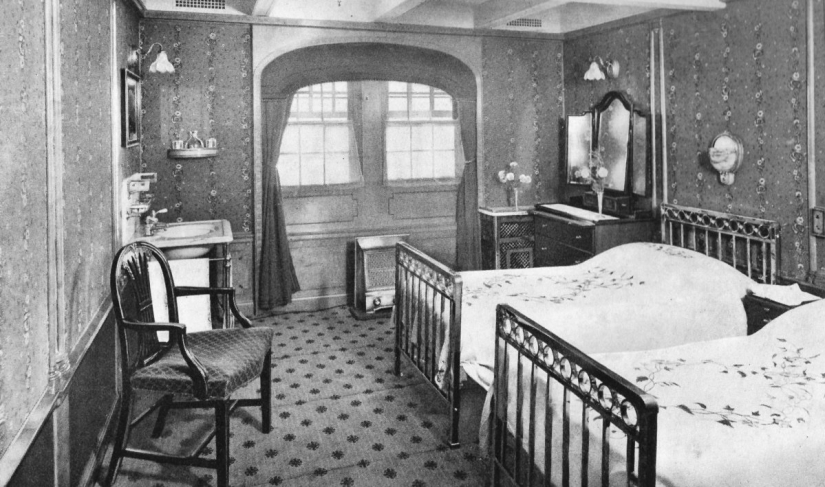 Looked like first class on the cruise ships before the era of aircraft Looked like first class on the cruise ships before the era of aircraft