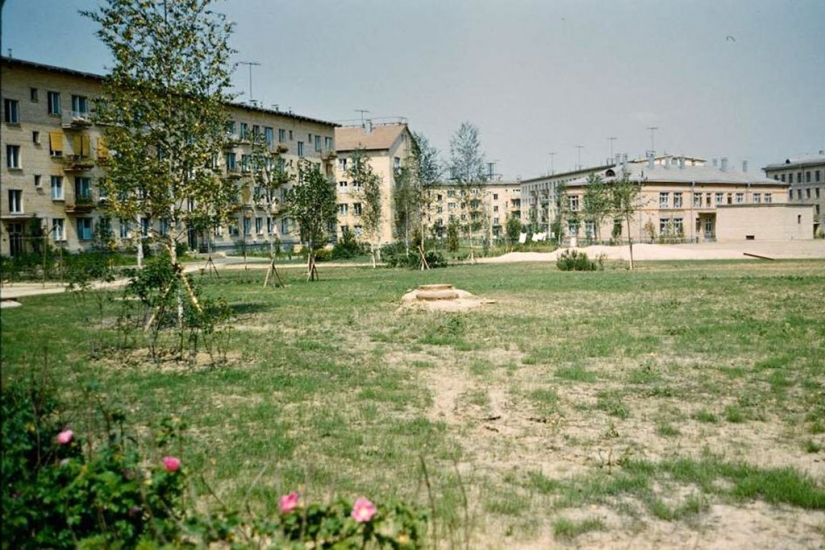 Looked like Khrushchev, when they had to live in a well Looked like Khrushchev, when they had to live in a well