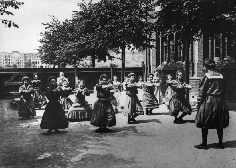 Looked like the fitness of the early twentieth century Looked like the fitness of the early twentieth century