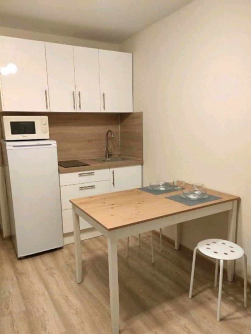 Looks like a 15-meter apartment in Moscow for 4 million rubles Looks like a 15-meter apartment in Moscow for 4 million rubles