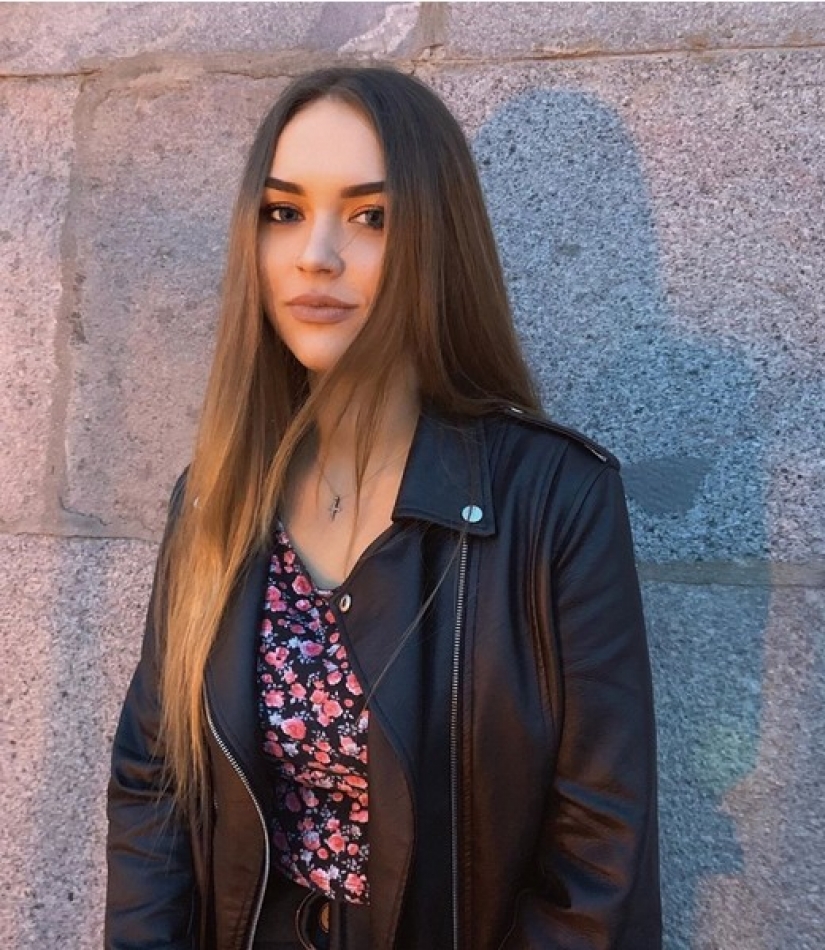 Looks like and doing what 21-year-old granddaughter of Vladimir Vysotsky Looks like and doing what 21-year-old granddaughter of Vladimir Vysotsky