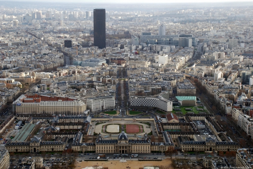 Looks like Paris from the Eiffel tower