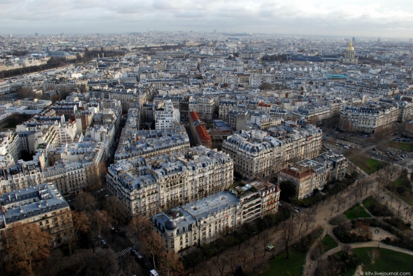 Looks like Paris from the Eiffel tower
