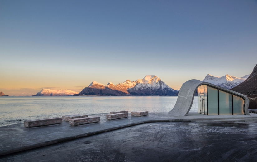 Looks like the world's most beautiful public toilet Looks like the world's most beautiful public toilet