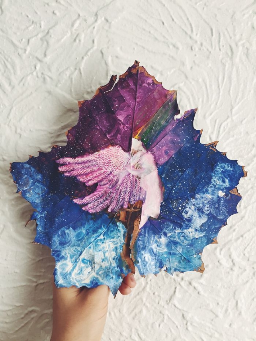 Los mundos de fantasía en un seco de la hoja de arce Los mundos de fantasía en un seco de la hoja de arce