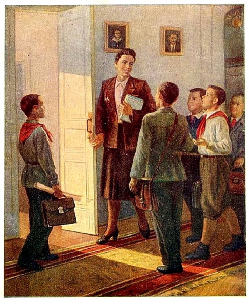 Los uniformes escolares en Rusia: de los decretos Imperiales a la anarquía Los uniformes escolares en Rusia: de los decretos Imperiales a la anarquía