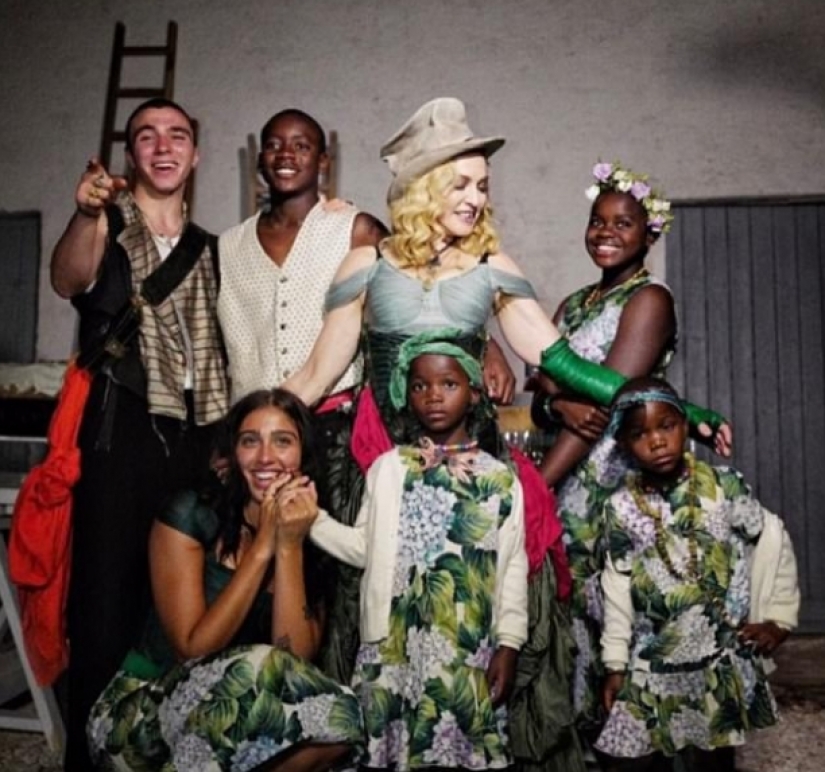 Magnífica casa de la Virgen Magnífica casa de la Virgen