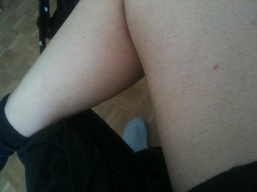 Miles de mujeres dejaron de afeitar sus piernas y entró en "el Club de peludas piernas de mujer" Miles de mujeres dejaron de afeitar sus piernas y entró en "el Club de peludas piernas de mujer"