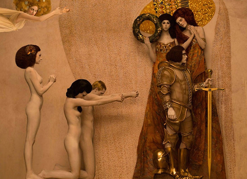 Modelo Real ha recreado famosas pinturas de Gustav Klimt
