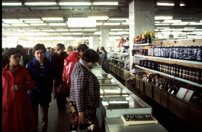 Moscow — Siberia — Japan in 1980 Moscow — Siberia — Japan in 1980