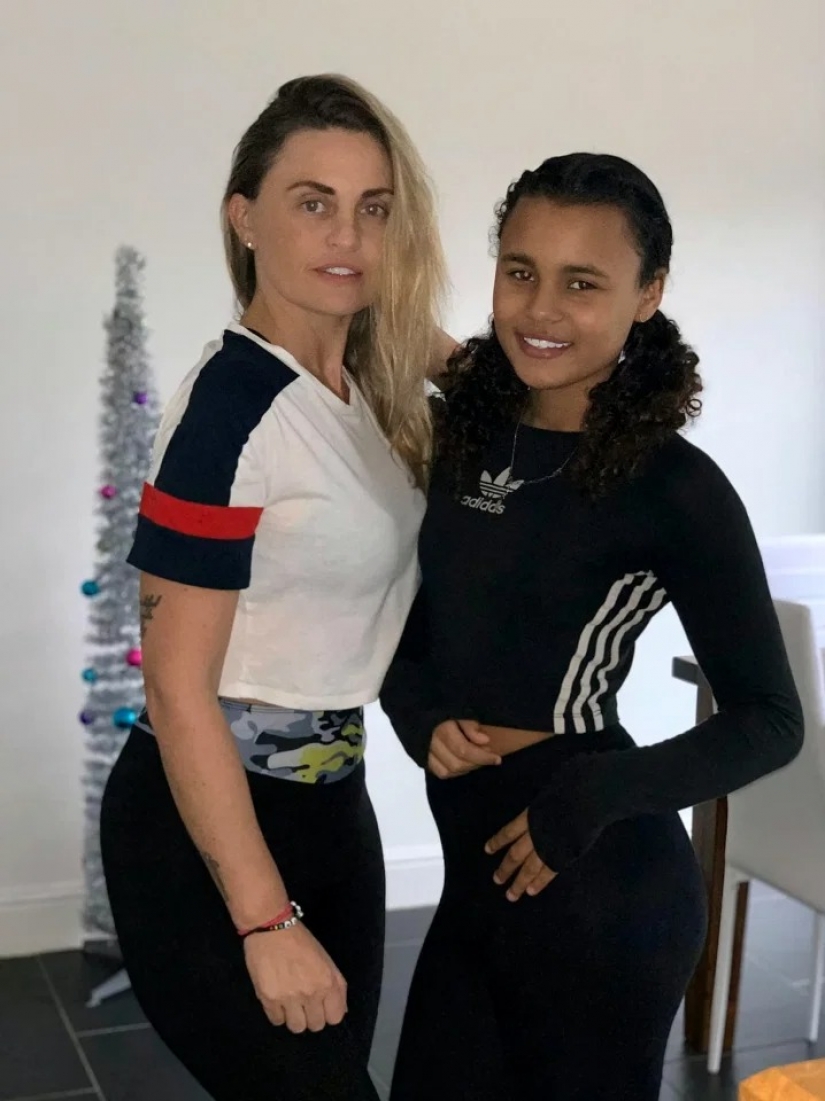 Mother continued to earn a website for adults, despite the fact that my son left this out of the house