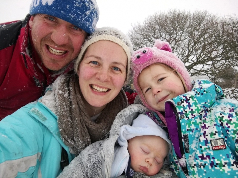 Más allá de la civilización: la familia de los Británicos que viven totalmente Autónoma vida en la granja