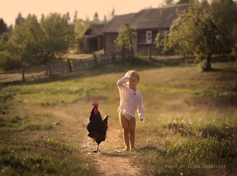 Mujer rusa crea impresionantes fotografías de sus hijos con los animales en el pueblo Mujer rusa crea impresionantes fotografías de sus hijos con los animales en el pueblo