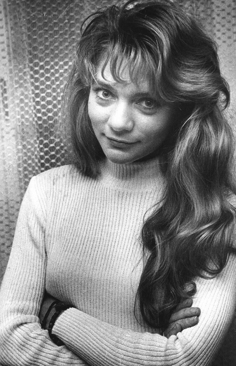 My friend fell in love with the "Guest from the future" My friend fell in love with the "Guest from the future"