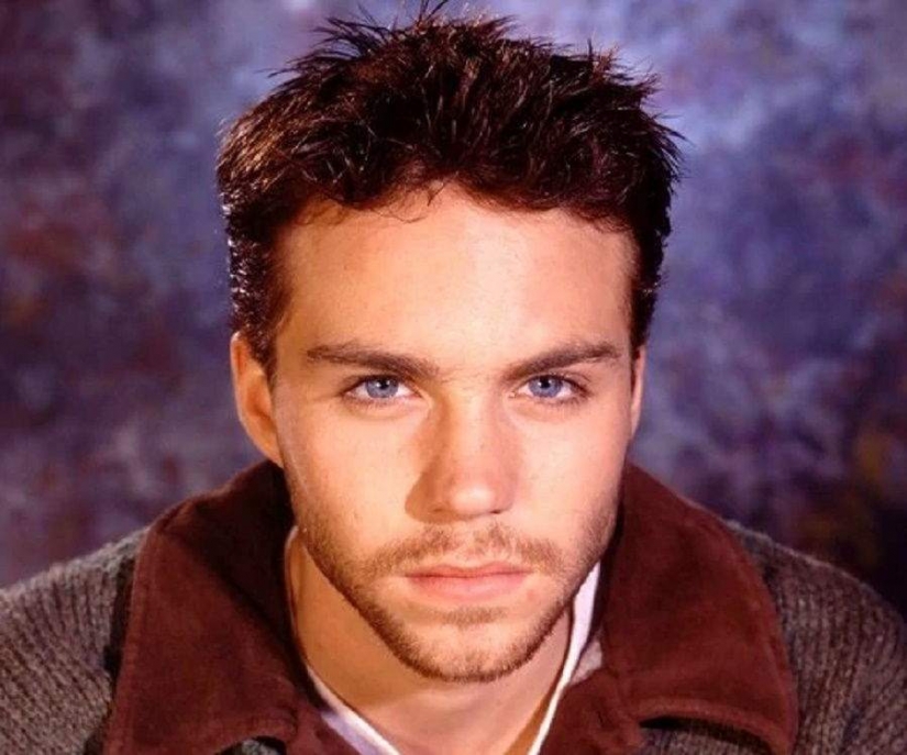 Mystery of the "Club 27": the Russian and international celebrities, who died at the age of 27 years old