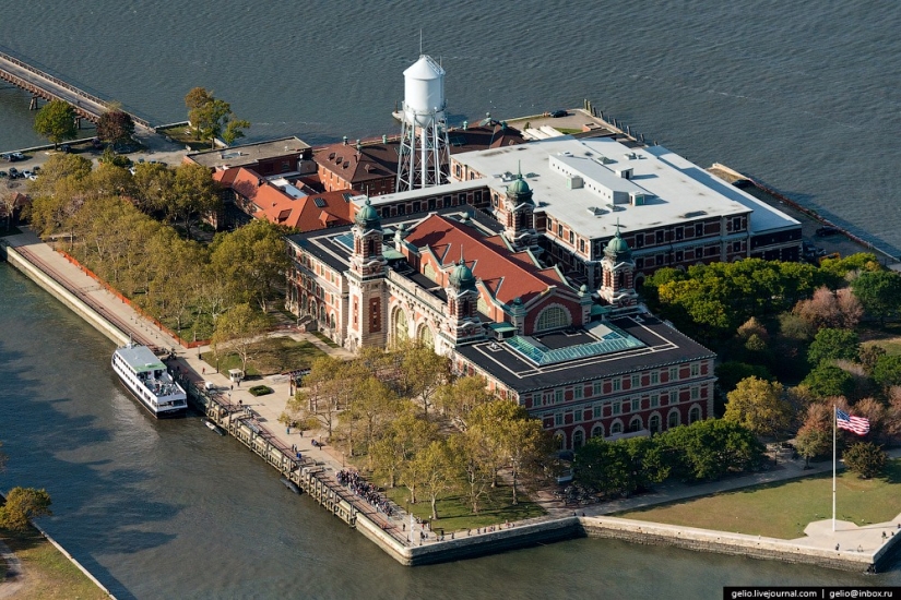 New York from the height of bird flight