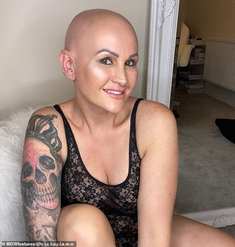 Oblasov, una peluquería de gran Bretaña rapada al cero y ahora inspira a otros con su ejemplo Oblasov, una peluquería de gran Bretaña rapada al cero y ahora inspira a otros con su ejemplo