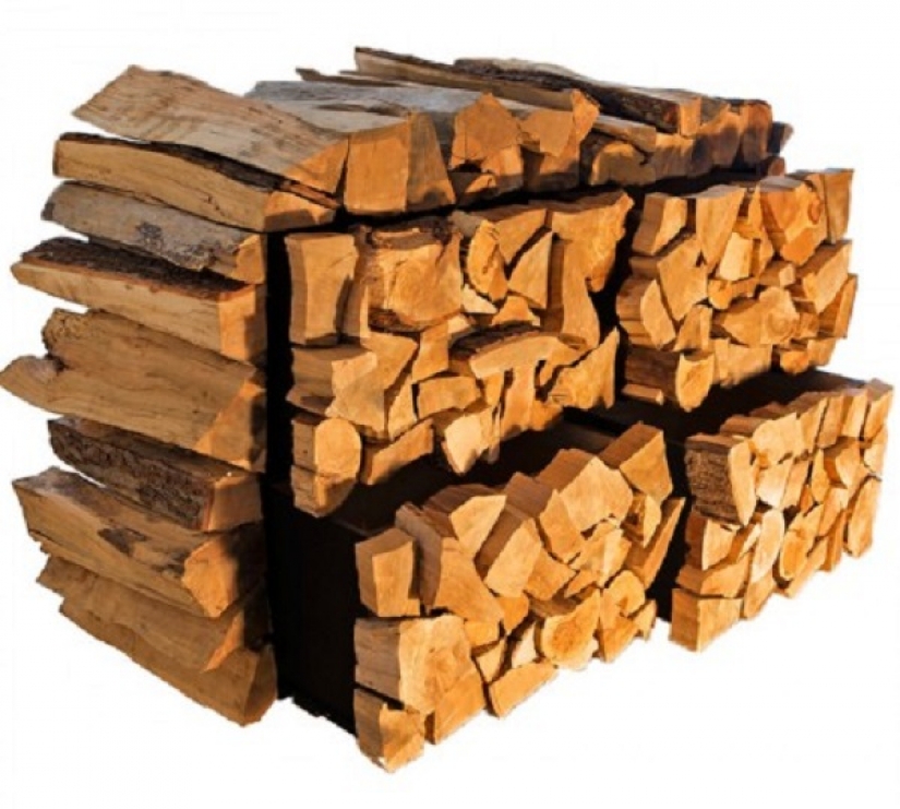 On the courtyard grass, on a grass firewood On the courtyard grass, on a grass firewood