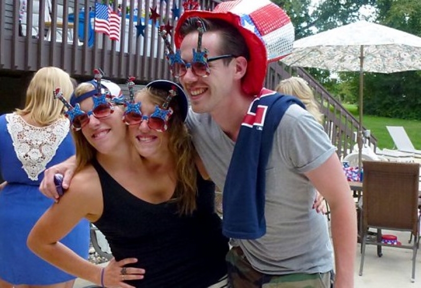 One body for two: living as conjoined twins Abigail and Brittany Hensel One body for two: living as conjoined twins Abigail and Brittany Hensel