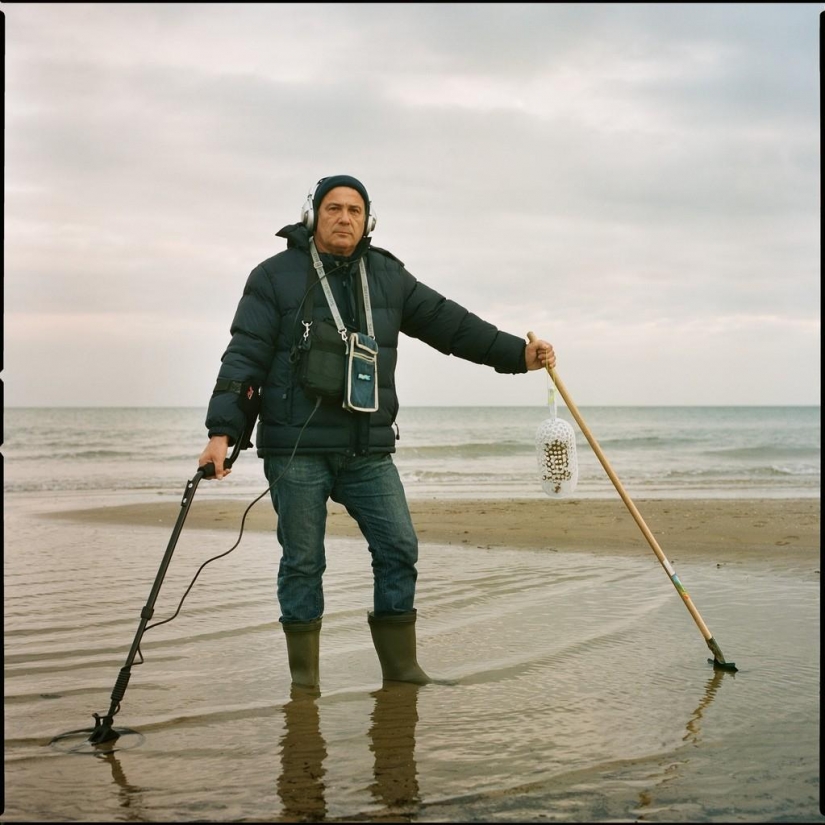 Ordinary Italians through the eyes of Italian Ordinary Italians through the eyes of Italian