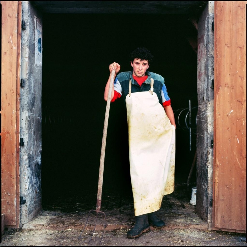 Ordinary Italians through the eyes of Italian Ordinary Italians through the eyes of Italian