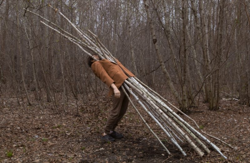 Original in everyday life: the strange details enliven the routine in the photo Ben Zanko