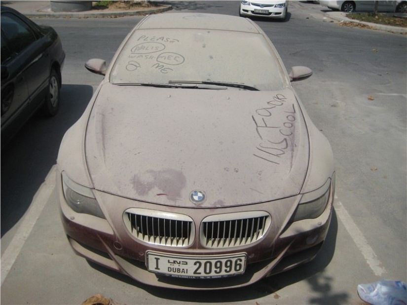 Otro "trabajo del sueño" en los EMIRATOS árabes unidos la búsqueda de especialista de búsqueda de coches de lujo abandonados Otro "trabajo del sueño" en los EMIRATOS árabes unidos la búsqueda de especialista de búsqueda de coches de lujo abandonados