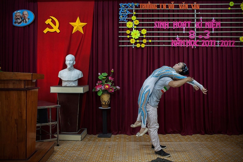 Para leer: pesado de la vida cotidiana de un Vietnamita circo Para leer: pesado de la vida cotidiana de un Vietnamita circo