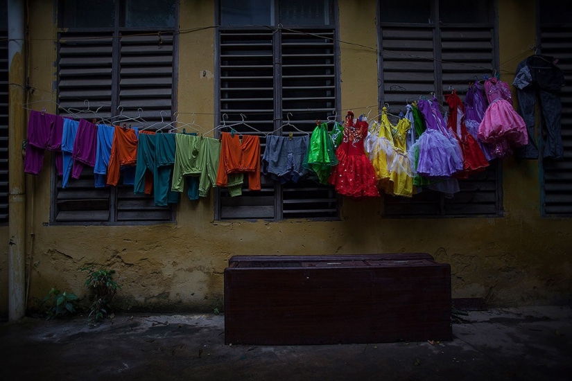 Para leer: pesado de la vida cotidiana de un Vietnamita circo