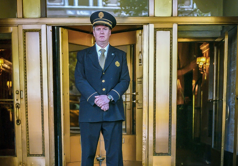Photo: porter — invisible people of new York Photo: porter — invisible people of new York