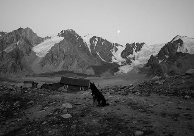 ¿Por qué un científico femenina de Lituania vivido durante 32 años en el glaciar de kazajstán ¿Por qué un científico femenina de Lituania vivido durante 32 años en el glaciar de kazajstán