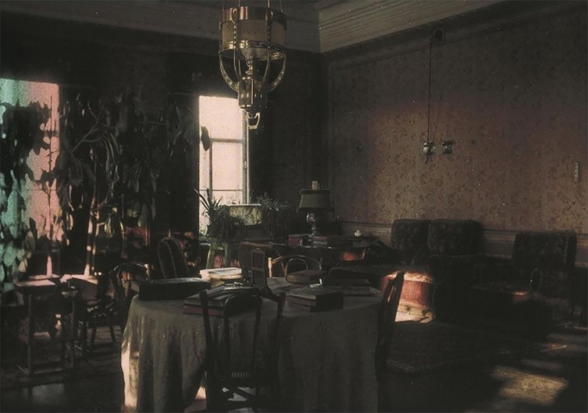 Pre-revolutionary Russia in the first color photographs in 1910-ies Peter Vedenisov Pre-revolutionary Russia in the first color photographs in 1910-ies Peter Vedenisov