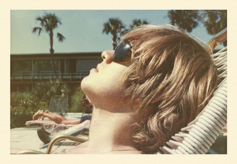 Previously unpublished photographs of the Rolling Stones Previously unpublished photographs of the Rolling Stones