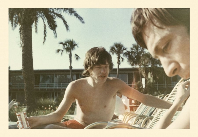 Previously unpublished photographs of the Rolling Stones Previously unpublished photographs of the Rolling Stones