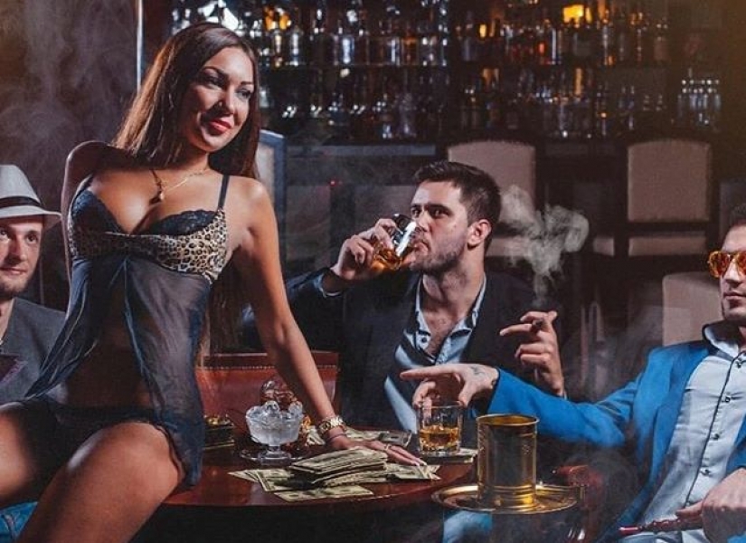 Professional stripper told that their angry clients