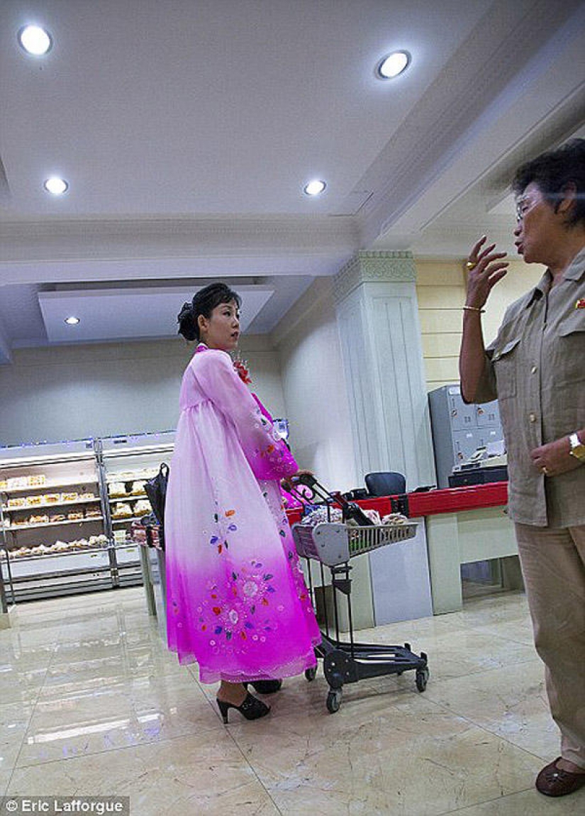 Prohibido fotos de Corea del Norte, filmado con una cámara oculta