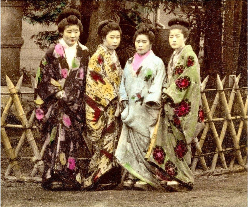 Prostitutes of Japan XIX century Prostitutes of Japan XIX century