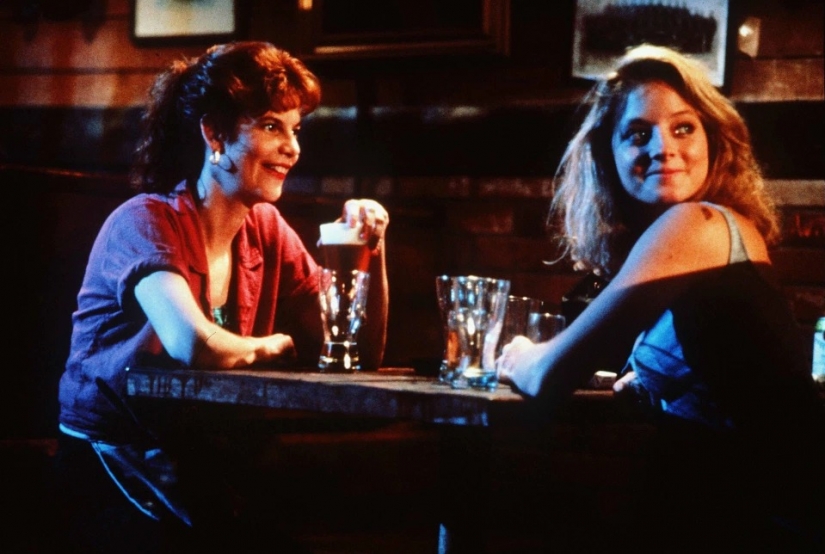 Rape under the toast: a macabre story of Cheryl Araujo, which was played at a local bar, crowded Rape under the toast: a macabre story of Cheryl Araujo, which was played at a local bar, crowded